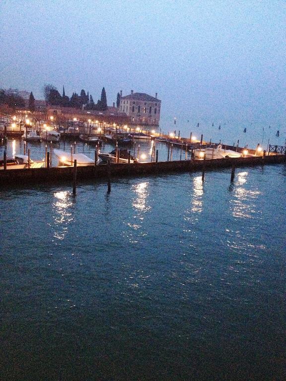 Harry'S Canal View Venezia Rom bilde